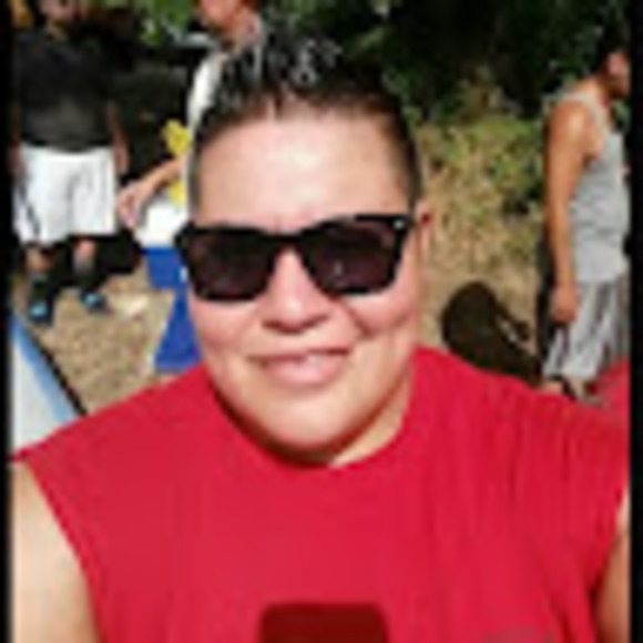 Meet your Posher, Toni - Picture 1 of 1